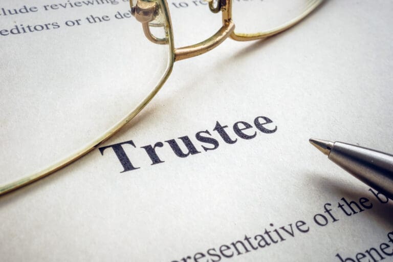 Andrew Dósa Explains How to Choose the Right Trustee Wisely
