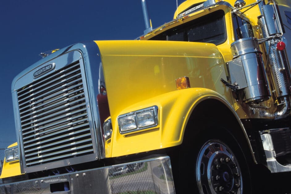 Critical Guide: Why Car Accident Claims Involving Commercial Vehicles Are Complex - Legal Challenges