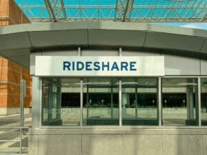 When to Contact a Rideshare Accident Lawyer After a Crash