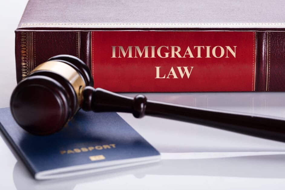 How a Houston Immigration Attorney Helps Families Navigate the U.s. Immigration System